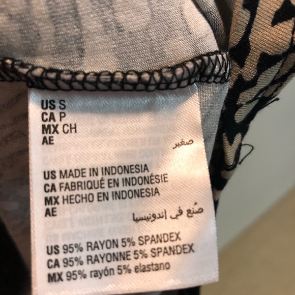 MCollection Cream And Black Multicolor Top Size Small - Picture 6 of 6